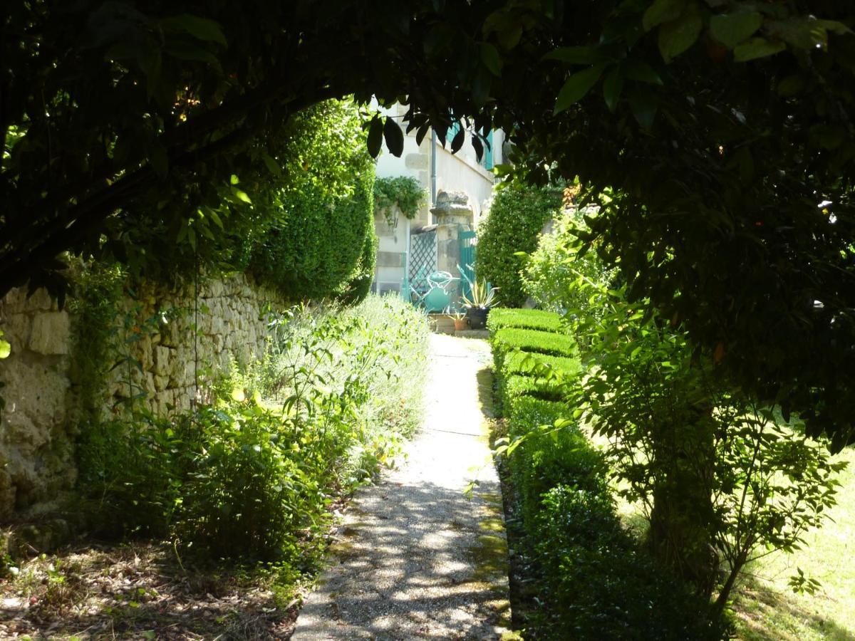 Beaux Chenes Bed & Breakfast Nérac Eksteriør bilde