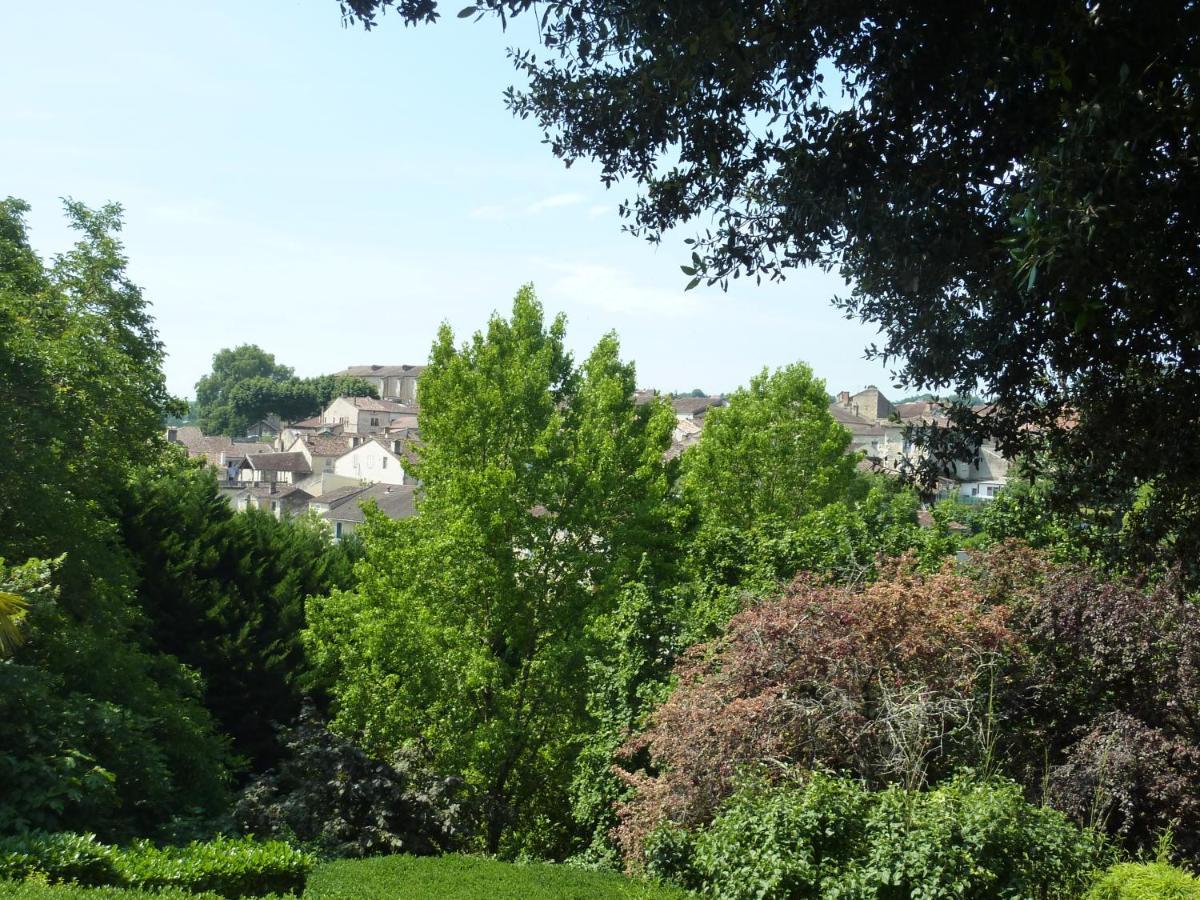 Beaux Chenes Bed & Breakfast Nérac Eksteriør bilde